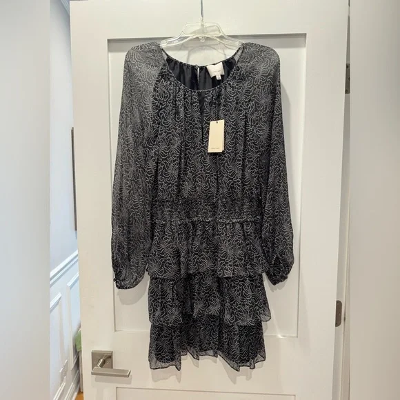 Cinq a Sept Annabel Silk Dress Black Printed Tiered Ruffle Georgette Size 8 NEW - Picture 2 of 9